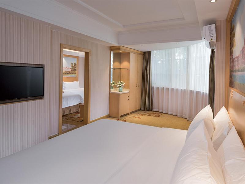 Vienna 3 Best Hotel Guangxi Nanning Station Экстерьер фото
